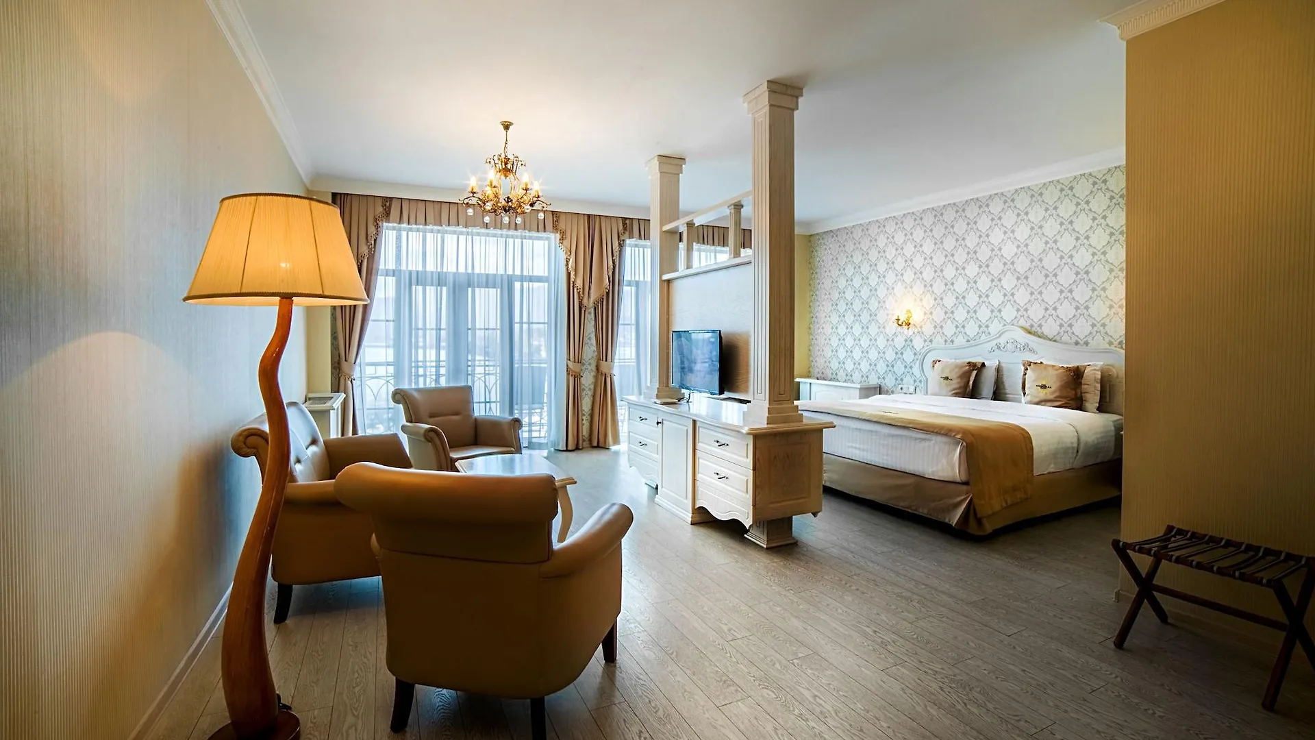 The Admiral Hotel Batumi