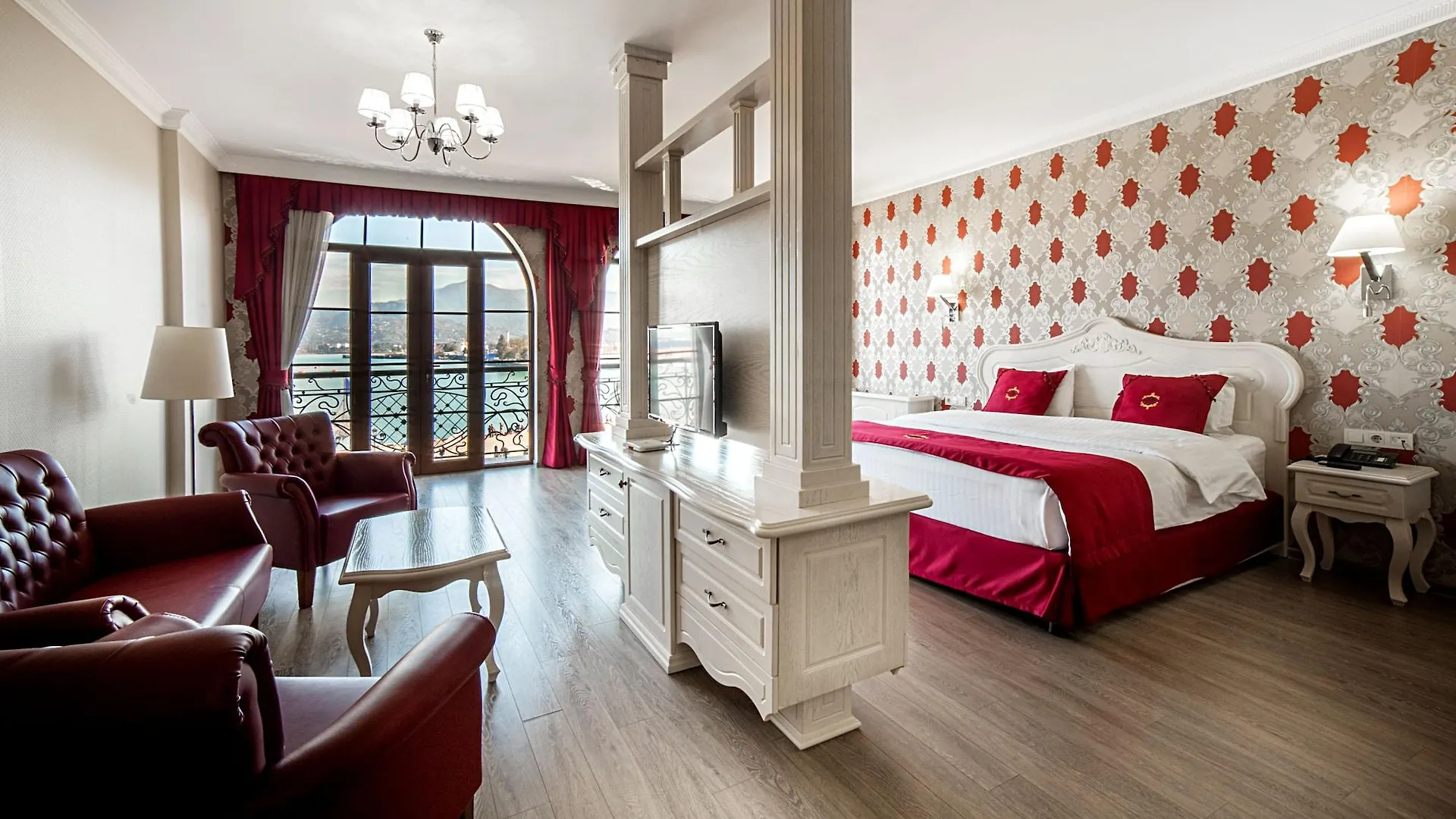 The Admiral Hotel Batumi